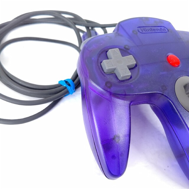 NINTENDO 64(ニンテンドウ64)のNintendo　ニンテンドー64 純正コントローラー　ミッドナイトブルー　美品 エンタメ/ホビーのゲームソフト/ゲーム機本体(その他)の商品写真