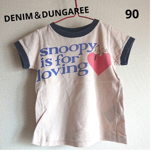 DENIM DUNGAREE(デニムダンガリー)の《DENIM&DUNGAREE》スヌーピー 英字Tシャツ キッズ/ベビー/マタニティのキッズ服女の子用(90cm~)(Tシャツ/カットソー)の商品写真