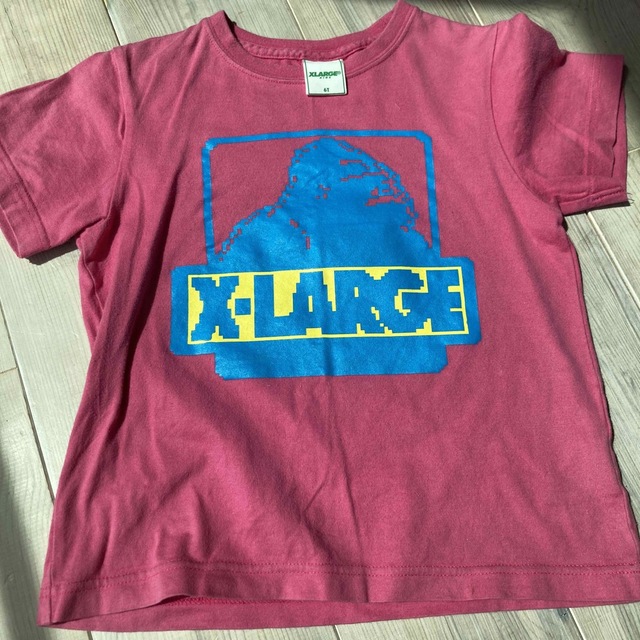 XLARGE(エクストララージ)のラージキッズ　6T キッズ/ベビー/マタニティのキッズ服男の子用(90cm~)(Tシャツ/カットソー)の商品写真