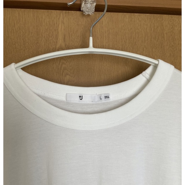 UNIQLO(ユニクロ)のUNIQLO ユニクロ　+J Ｔシャツ　Lサイズ レディースのトップス(Tシャツ(半袖/袖なし))の商品写真