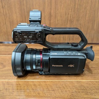 パナソニック(Panasonic)のPanasonic HC-X1500 ハンドル、純正バッテリー付き 延長保証加入(ビデオカメラ)