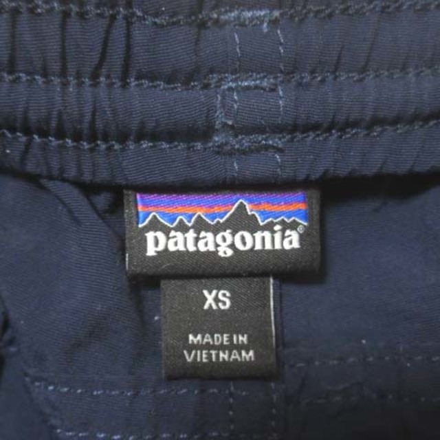 patagonia(パタゴニア)のパタゴニア 55210SP17 ナイロンバギーパンツ ネイビー 紺 アウトドア メンズのパンツ(その他)の商品写真