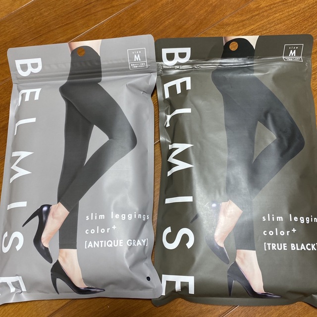 新品未使用　ベルミススリムレギンス　slim leggings color+