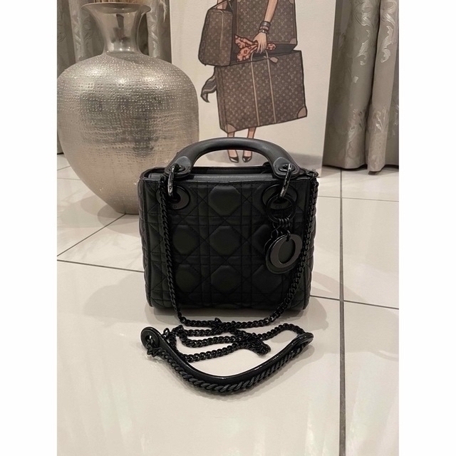 Christian Dior(クリスチャンディオール)のレディーディオール　LADY DIOR ミニバッグ レディースのバッグ(ハンドバッグ)の商品写真