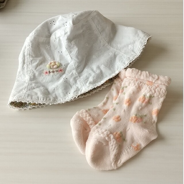 Souris(スーリー)のスーリー 帽子 靴下 赤ちゃん キッズ/ベビー/マタニティのこども用ファッション小物(帽子)の商品写真