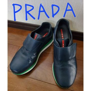 プラダ(PRADA)のPRADA ベロクロレザースニーカー　紺　6ハーフ(スニーカー)