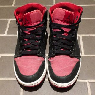 ナイキ(NIKE)のNIKE AIR JORDAN 1 MID(スニーカー)