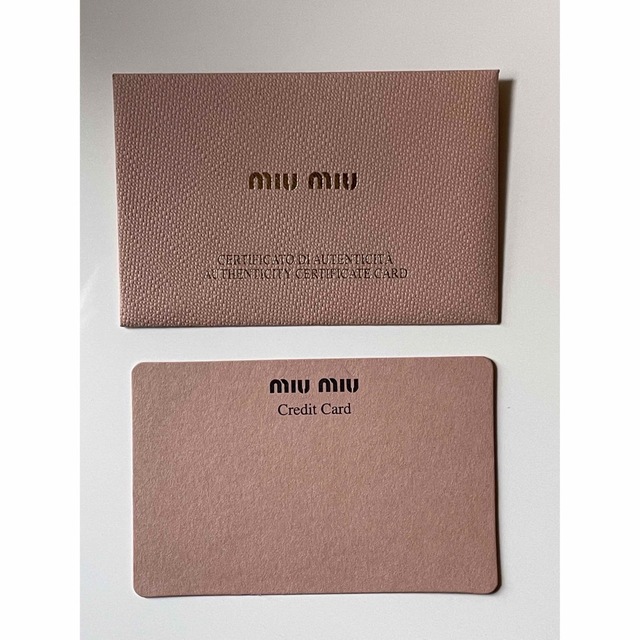 miumiu(ミュウミュウ)のmiumiu メッセージカードミニ封筒付き ハンドメイドの文具/ステーショナリー(カード/レター/ラッピング)の商品写真