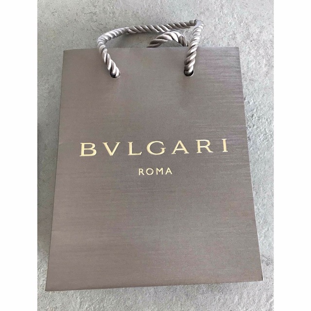 BVLGARI ブルガリ携帯用時計ケースとショップ袋、レインカバー、明細書ホルダ