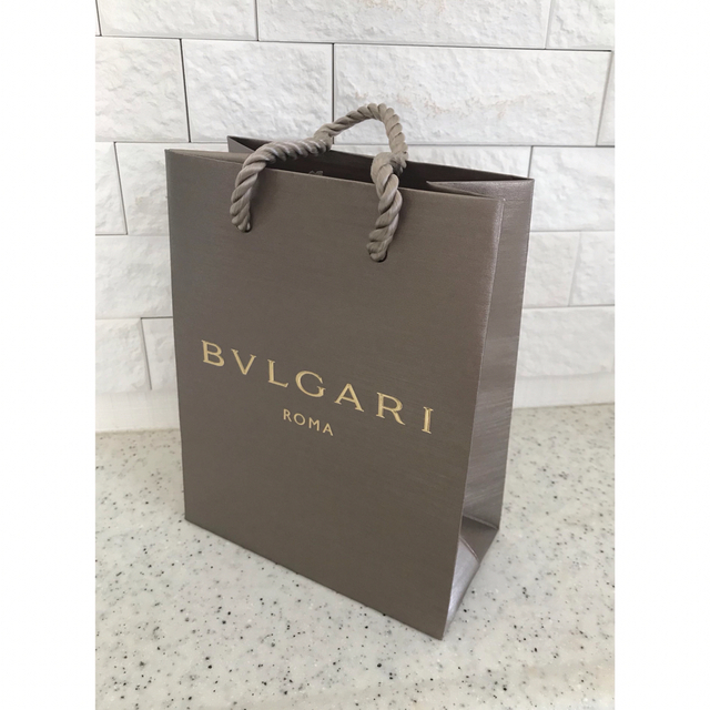 BVLGARI ブルガリ携帯用時計ケースとショップ袋、レインカバー、明細書ホルダ