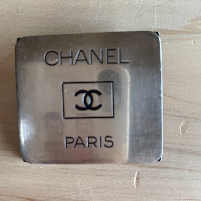 CHANEL(シャネル)のシャネル　ブローチ レディースのアクセサリー(ブローチ/コサージュ)の商品写真