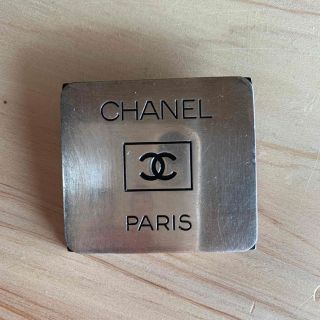 シャネル(CHANEL)のシャネル　ブローチ(ブローチ/コサージュ)