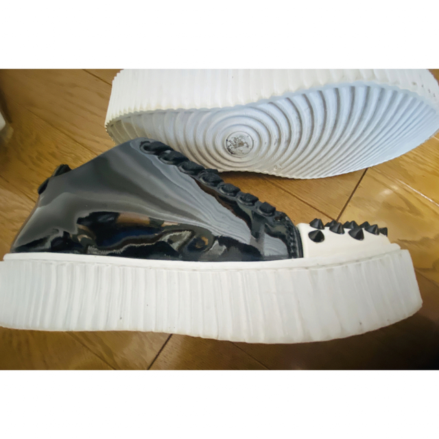 美品　CUPLE’ レディーススニーカー　黒　23㎝ レディースの靴/シューズ(スニーカー)の商品写真