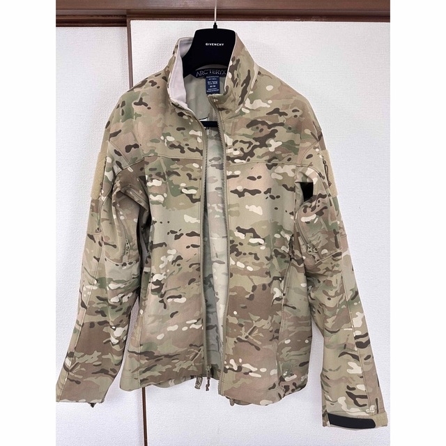 通販 人気】 ARC'TERYX - アークテリクス リーフ コンバットジャケット