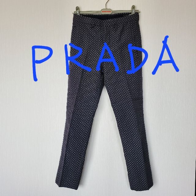 PRADA(プラダ)のPRADA　グレー　総柄パンツ　44 メンズのパンツ(その他)の商品写真