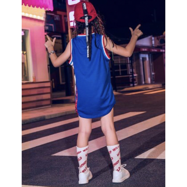 ダンス　衣装　バスケ風　タンクトップ　4枚セット エンタメ/ホビーのコスプレ(衣装)の商品写真