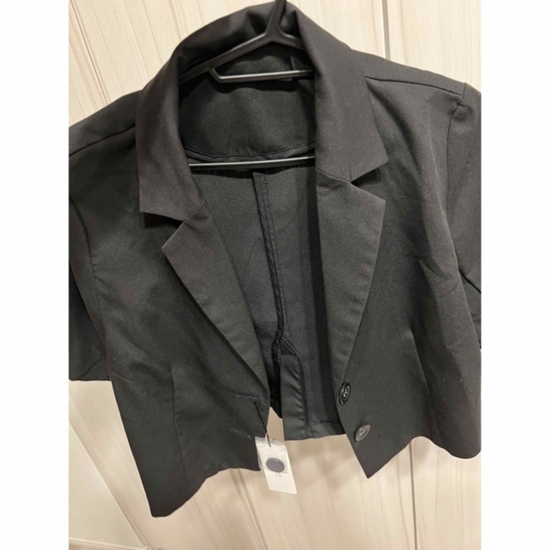 Re:EDIT(リエディ)のRe:EDIT半袖ジャケットセットアップ 黒M➕インナー付き3点セット レディースのジャケット/アウター(テーラードジャケット)の商品写真