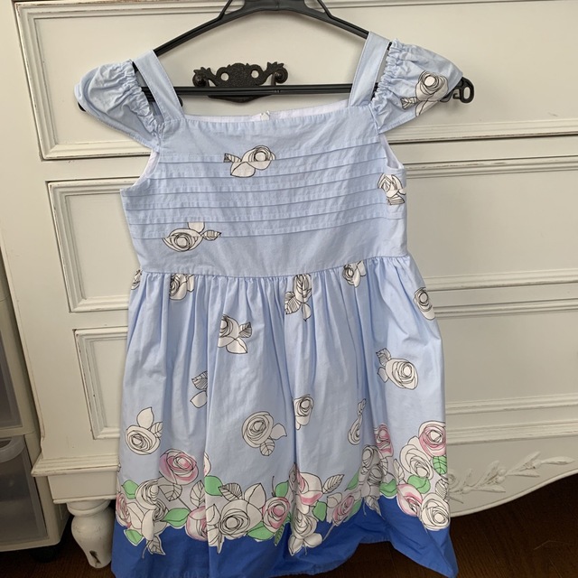 Simonetta(シモネッタ)のsimonetta シモネッタ ワンピース　キッズ　7歳 キッズ/ベビー/マタニティのキッズ服女の子用(90cm~)(ワンピース)の商品写真