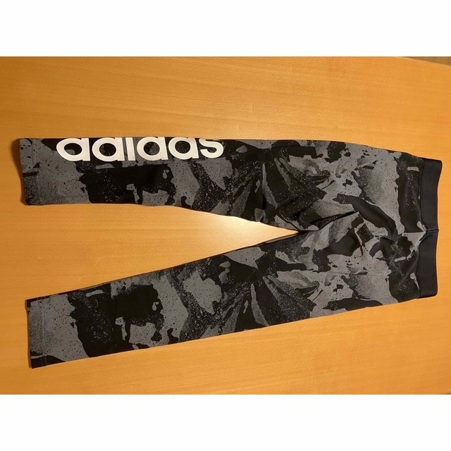 adidas(アディダス)のadidas アディダス　レディース　タイツ レディースのレッグウェア(レギンス/スパッツ)の商品写真