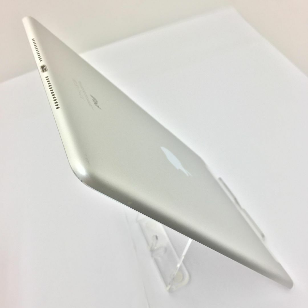 iPad(アイパッド)の【B】iPad Air 2/32GB/352072076848707 スマホ/家電/カメラのPC/タブレット(タブレット)の商品写真