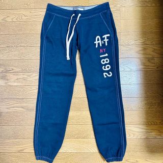 アバクロンビーアンドフィッチ(Abercrombie&Fitch)のA&F リラックスフィットな スウェットパンツ XS ネービー(カジュアルパンツ)