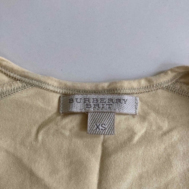 BURBERRY(バーバリー)のバーバリー　パフスリーブTシャツ　未使用 レディースのトップス(Tシャツ(半袖/袖なし))の商品写真