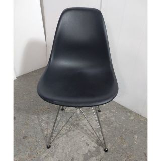 イームズ(EAMES)のハーマンミラー　イームズ　サイドシェルチェア　ブラック(デスクチェア)