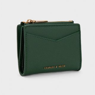 チャールズアンドキース(Charles and Keith)のCharles＆Keith ケイシー ショートウォレット(折り財布)