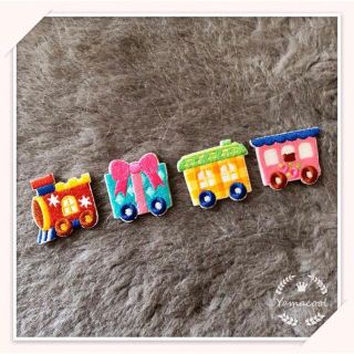 YX17 汽車　4枚入　スマホシール/刺繍アイロンワッペン／両用タイプ　(各種パーツ)