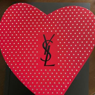 Yves Saint Laurent Beaute - イブサンローランのBOX