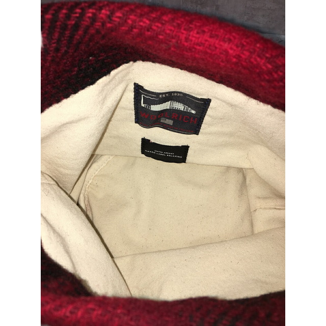 WOOLRICH(ウールリッチ)のWOOLRICH × UNITED ARROWS GREEN LABEL RELAXING 巾着 バッグ ウールリッチ ユナイテッドアローズ レッド ポーチ【中古】【004】【岩】 メンズのバッグ(その他)の商品写真