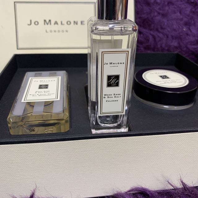 Jo Malone(ジョーマローン)のJo MALONE WOOD SAGE&SEA SALT gift set コスメ/美容の香水(ユニセックス)の商品写真