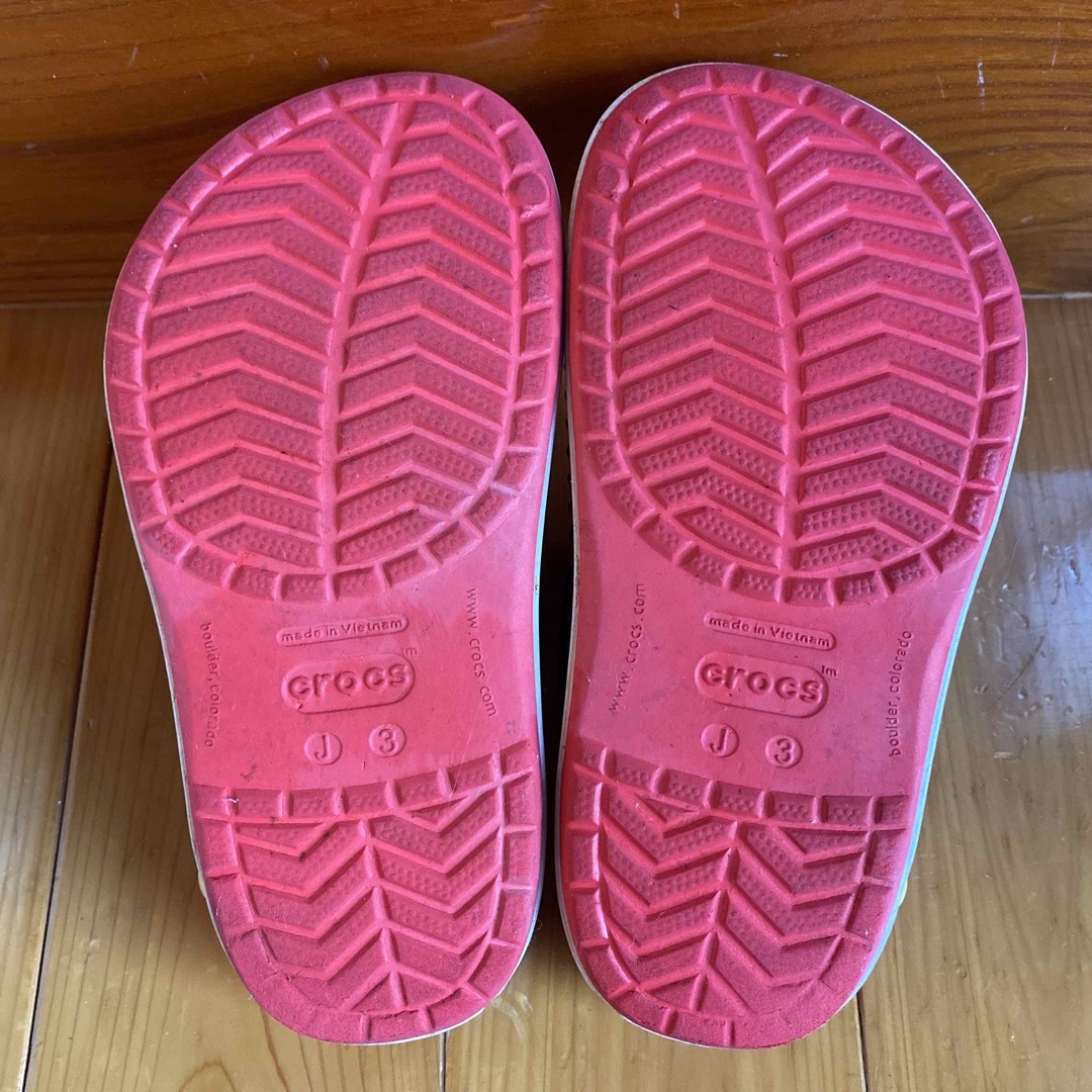 crocs(クロックス)のクロックスサンダル ディズニーミッキー J3(21cm) キッズ/ベビー/マタニティのキッズ靴/シューズ(15cm~)(サンダル)の商品写真