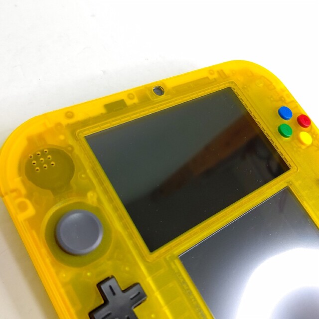 ニンテンドー2DS ポケットモンスター ピカチュウ　クリアイエロー