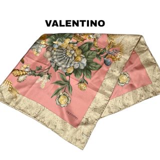 ♥新品未使用♥VALENTINOのスカーフ