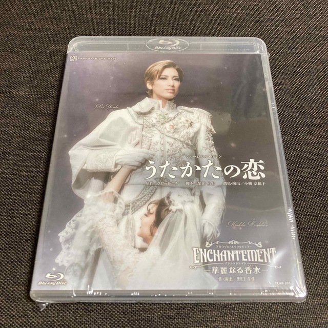 Blu-ray 花組『うたかたの恋』『ＥＮＣＨＡＮＴＥＭＥＮＴ』 エンタメ/ホビーのDVD/ブルーレイ(舞台/ミュージカル)の商品写真