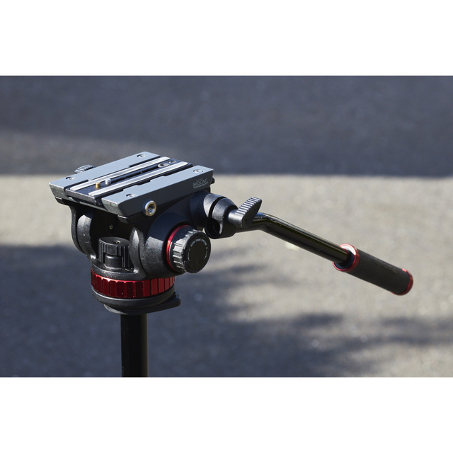 Manfrotto(マンフロット)のManfrotto マンフロット MVH502AH プロフルードビデオ雲台 スマホ/家電/カメラのカメラ(その他)の商品写真