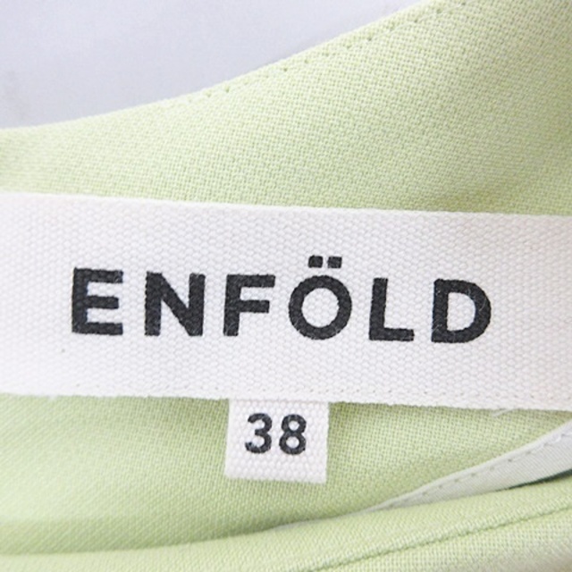 ENFOLD(エンフォルド)のエンフォルド ブラウス プルオーバー ノースリーブ ボートネック 黄緑 38 レディースのトップス(シャツ/ブラウス(半袖/袖なし))の商品写真
