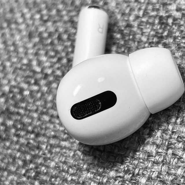 Apple AirPods Pro 片耳 R 片方 右耳 ジャンク 792