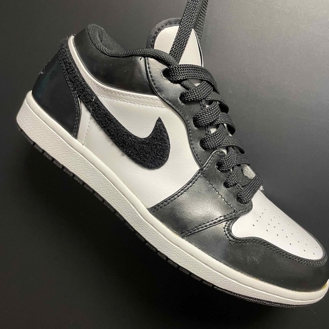 NIKE(ナイキ)のNIKE AIR JORDAN 1 PHAT LOW メンズの靴/シューズ(スニーカー)の商品写真