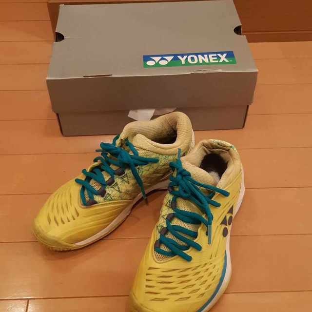 YONEX(ヨネックス)のヨネックスYONEXテニスシューズフュージョンレブ2 ブライトイエロー23.5 スポーツ/アウトドアのテニス(シューズ)の商品写真