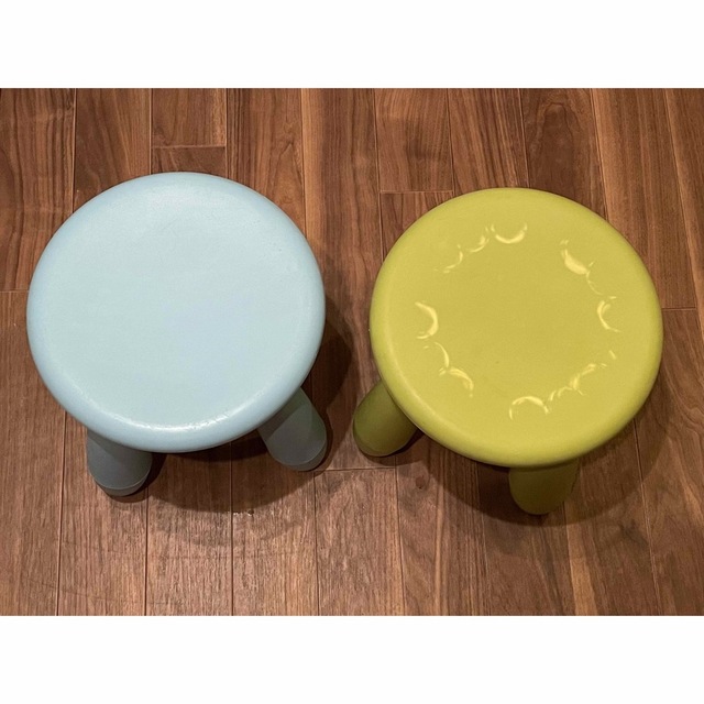 IKEA - IKEA プラスチック製子供用椅子 傷汚れあり 手渡し引き取り可の