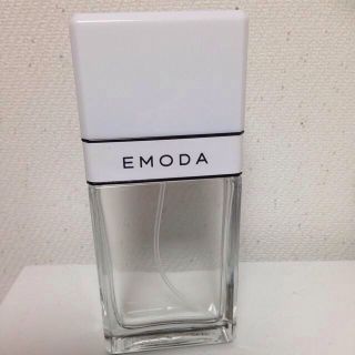 エモダ(EMODA)のEMODA☆オードトワレ(ホワイト)(香水(女性用))