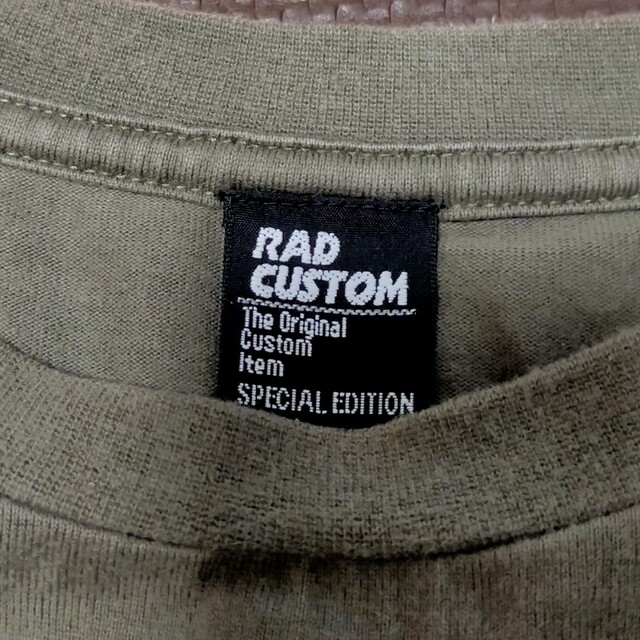 RAD CUSTOM(ラッドカスタム)のRADCUSTOM　べべ　長袖ティシャツ　カーキ　120 キッズ/ベビー/マタニティのキッズ服男の子用(90cm~)(Tシャツ/カットソー)の商品写真