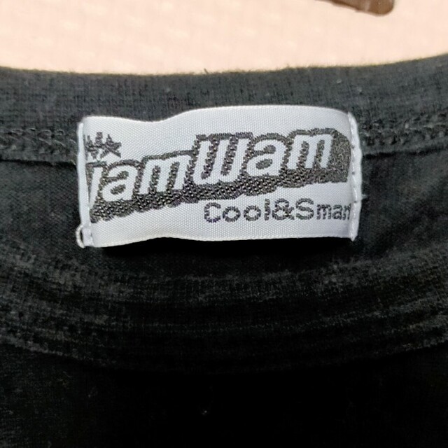 WAMWAM(ワムワム)のWamwam　ティシャツ　男の子　120 半袖　黒　星 キッズ/ベビー/マタニティのキッズ服男の子用(90cm~)(Tシャツ/カットソー)の商品写真