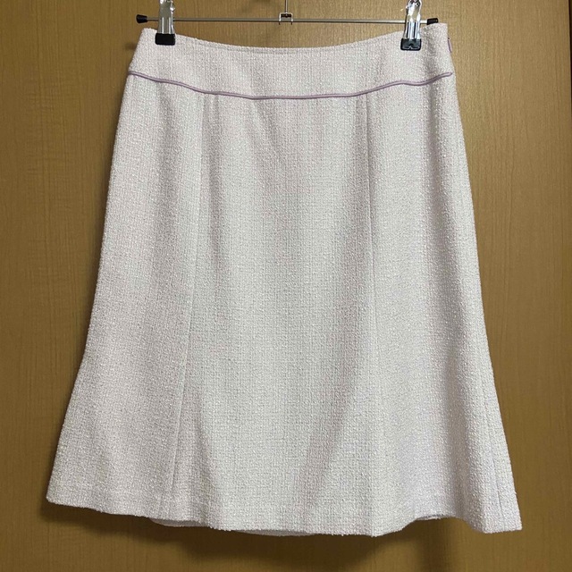 ReFLEcT(リフレクト)のリフレクト★ツイードっぽい薄ピンクスカート レディースのスカート(ひざ丈スカート)の商品写真