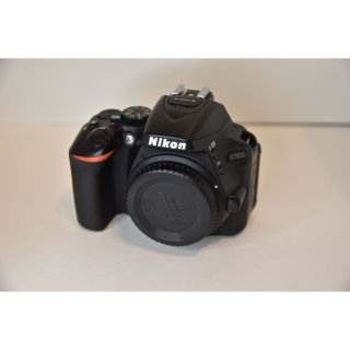 ニコン(Nikon)の最終値下げ　Nikon ニコン　D5600 d5600(デジタル一眼)