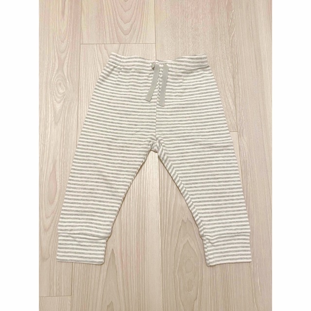 babyGAP(ベビーギャップ)のbabygap 長ズボン ボーダー柄 キッズ/ベビー/マタニティのベビー服(~85cm)(パンツ)の商品写真