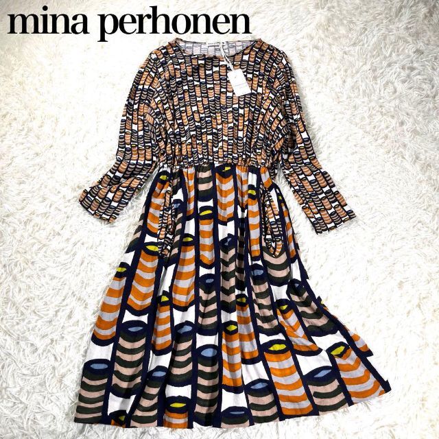 極美品】mina perhonen bonbonカシミヤ入ドッキングワンピース 高品質