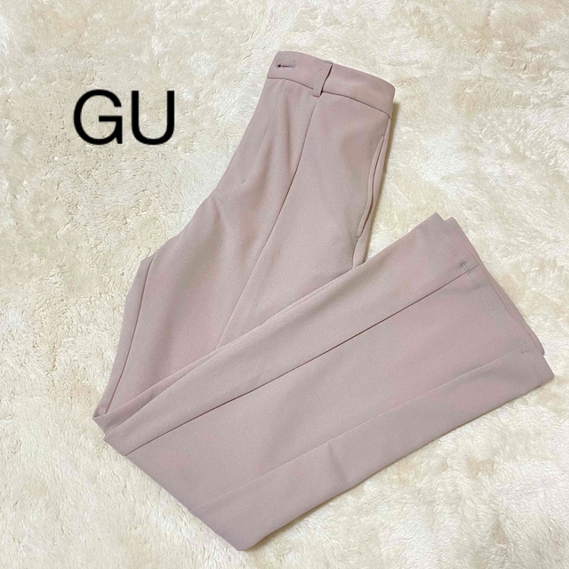 GU(ジーユー)のGU ジーユー カジュアルパンツ フレア ピンク ピンクベージュ S レディースのパンツ(カジュアルパンツ)の商品写真